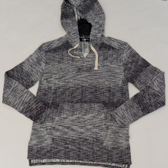 The North Face Black and White Pullover - Picture 3 of 7